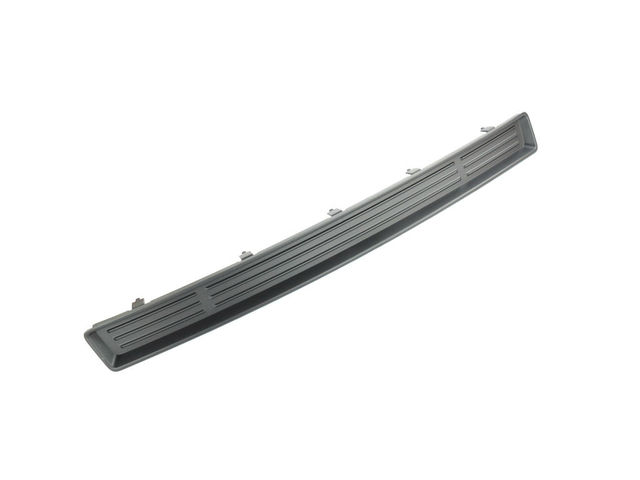 Under grill in bumper "sport" 09/12