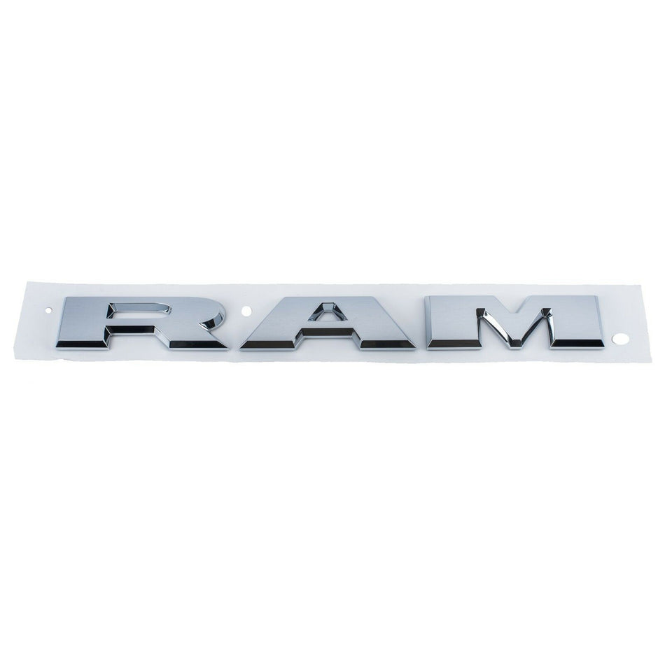 Logo door "RAM" 19+ chrome