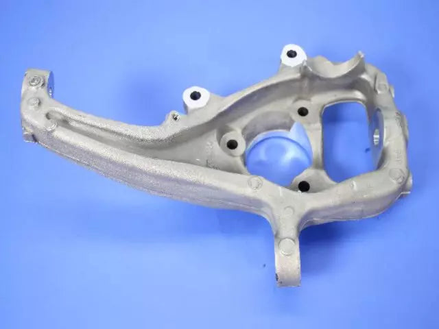 Knuckle Right 4X4 RAM1500 02-18