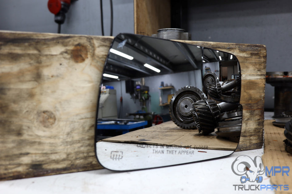 Mirror Glass Right Dodge RAM 1500 19+ heated