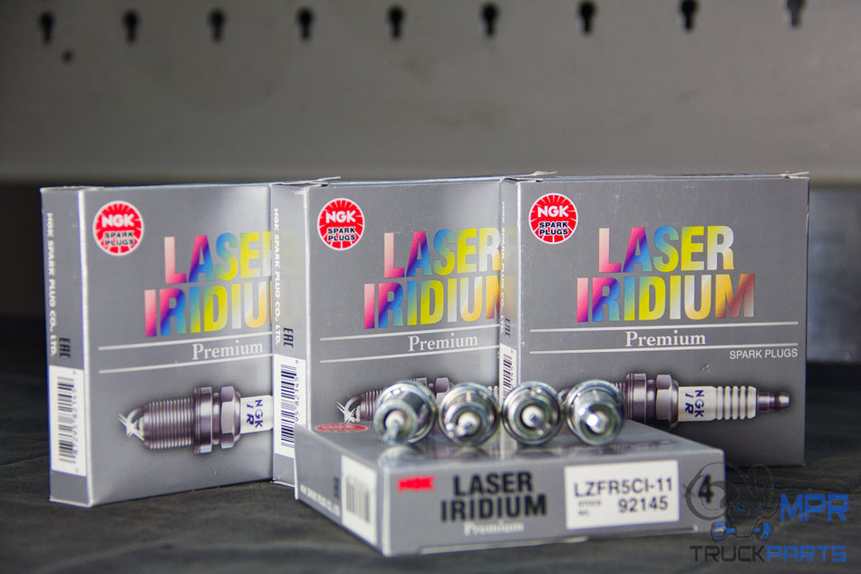 Spark plug 5.7 Hemi Iridium Long Life 13+ (AM)