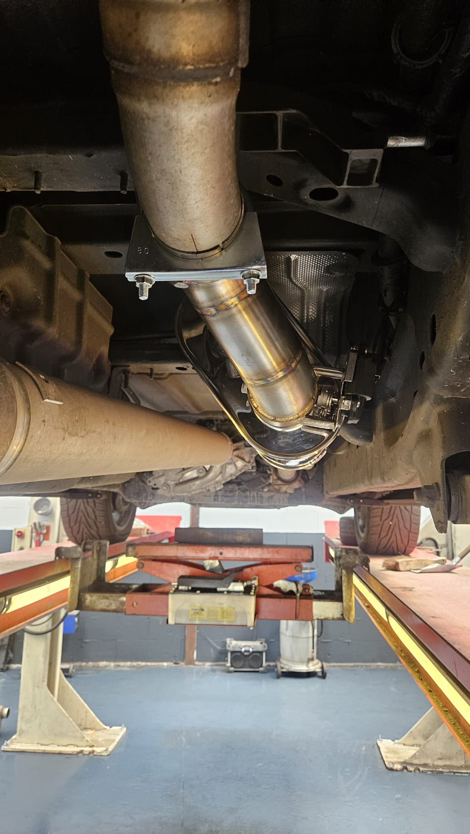 MTPP T304 3" valved muffler replacement RAM 5.7 HEMI 19+