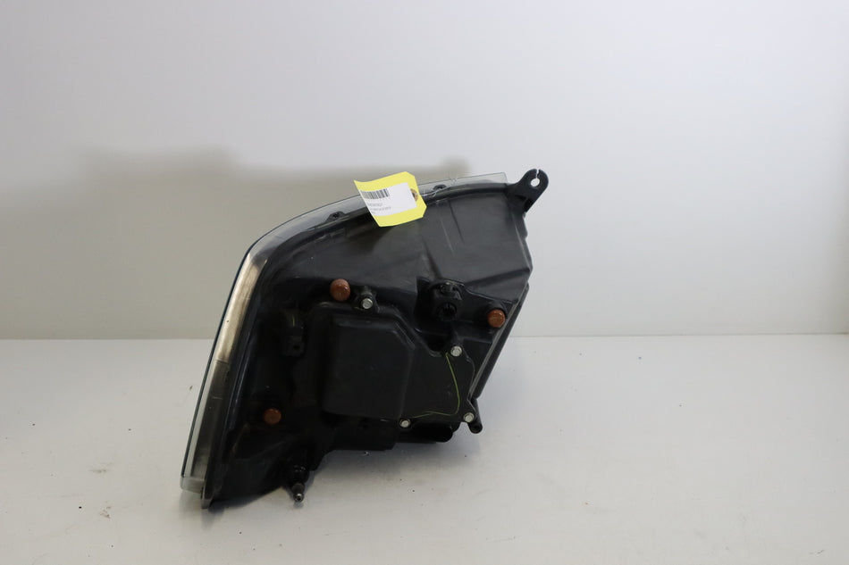 Left headlight Sport 2013/2018 used black