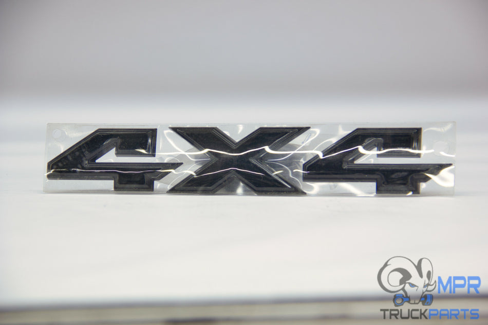 Nameplate, Tailgate 4X4 Black